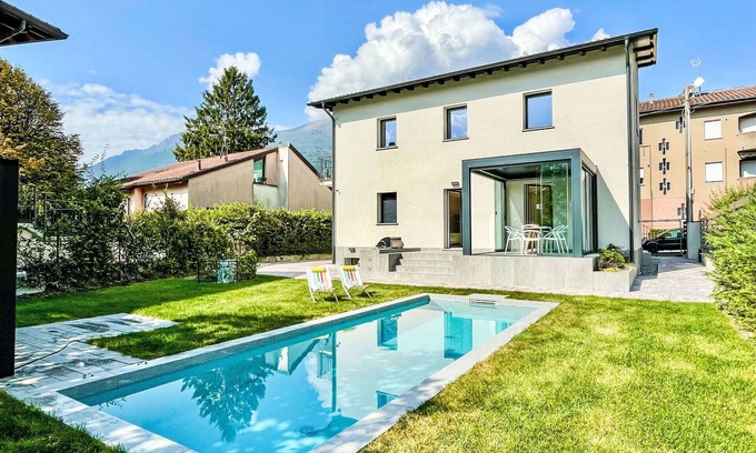 Dervio House | Stunning private villa for 8 people with private pool, A/C, WIFI, TV and patio