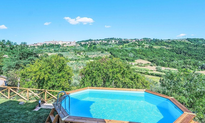 Ficulle House | Stunning private villa with private pool, WIFI, hot tub, TV, patio, pets allowed and panoramic v.