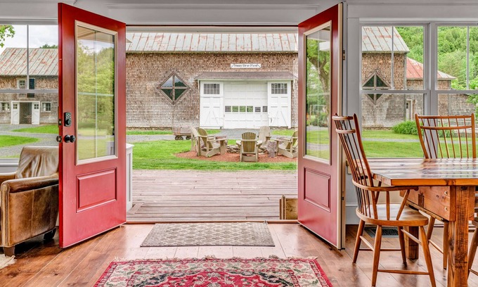 Quechee Other | Stunning Quechee Farmhouse at “SUNNY BRAE FARM”