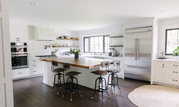 Santa Barbara House | Stunning Remodeled Ranch House in Hope Ranch