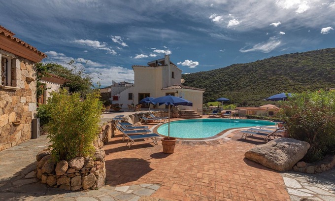 Tanaunella Apartment | Stunning Residence Bouganvillage n1325