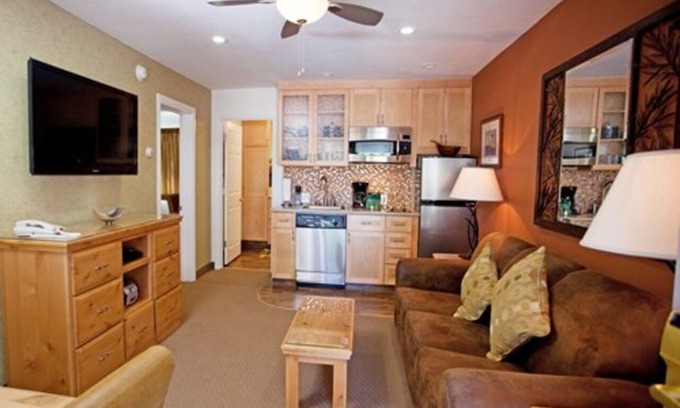 Lakeside Park Cabin | Stunning South Lake Tahoe Resort - Perfect for Romantic or Family Vacations!