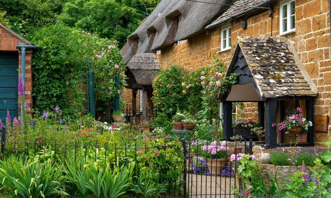 Ilmington Cottage | Stunning thatched dog friendly holiday cottage - The Glen, Ilmington