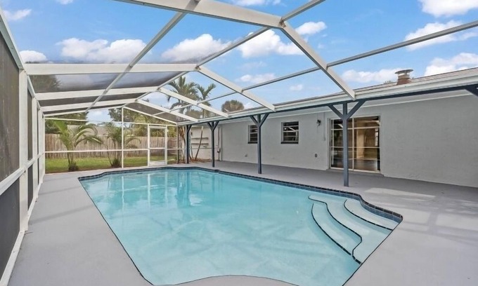 West Melbourne House | Stunning Vacation House with Pool Near Beach