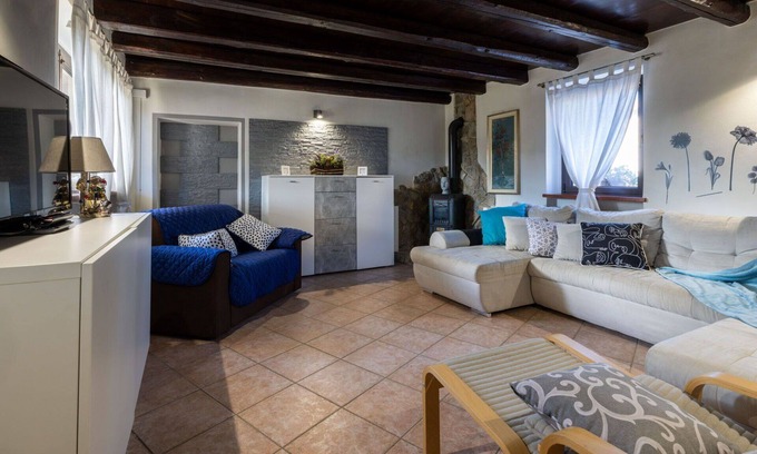 Terzo d'Aquileia House | Stunning villa for 6 people with WIFI, TV, terrace, pets allowed and parking