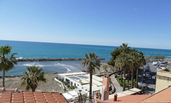 Riva Ligure House | Stunning villa for 6 people with WIFI, A/C, TV, terrace and pets allowed