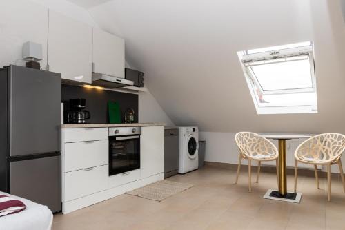 Neuendorf Apartment | Stylisches Apartment in Koblenz mit kostenlosen Parkplätzen, WLAN und voll ausgestatteter Küche