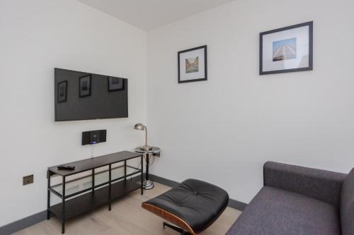 The City of London House | Stylish 1 Bedroom Apartment in Holborn in a Great Location