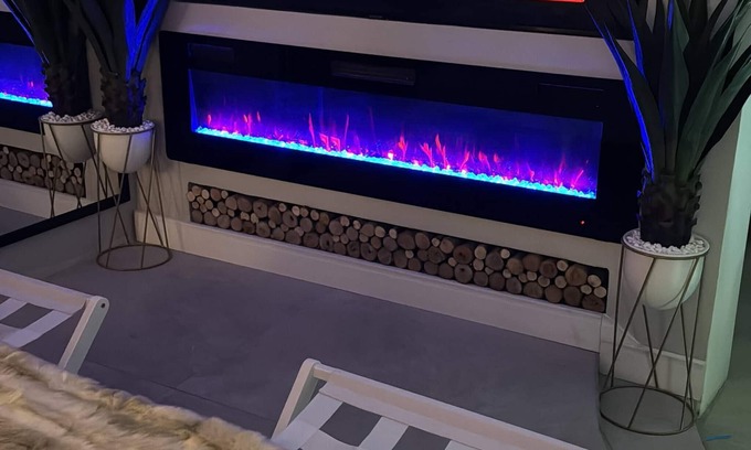 Medellin Apartment | Stylish 1BR Getaway, Jacuzzi, Fireplace, Gym and AC