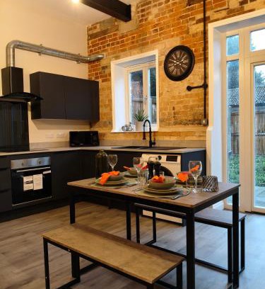 Thetford House | Stylish 2-Bed Home Near A11