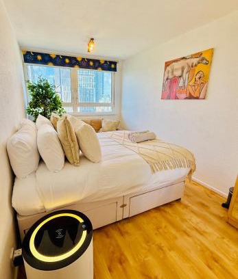 Oval Apartment | Stylish 2B City View Central london Zone 1,Fast Wi-Fi Apartment