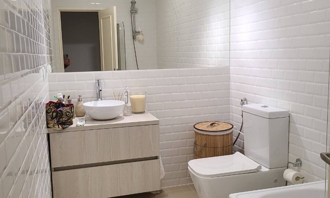 Paco De Arcos Apartment | Stylish 4 bedroom - 10 min walk to the beach