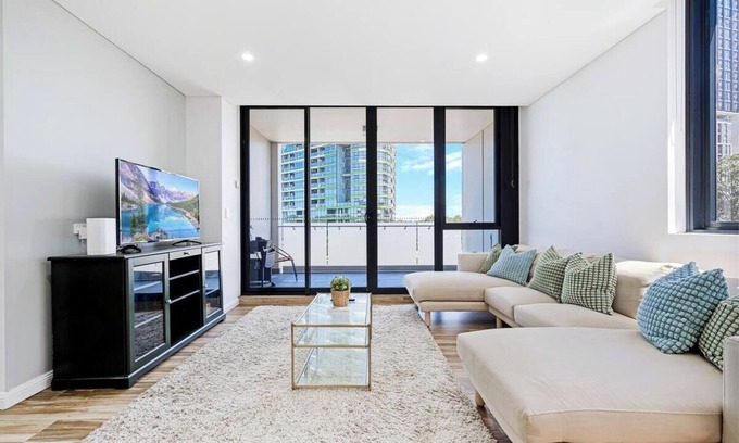 Sydney Olympic Park Condo | Stylish Apartment Steps from Sydney Olympic Park