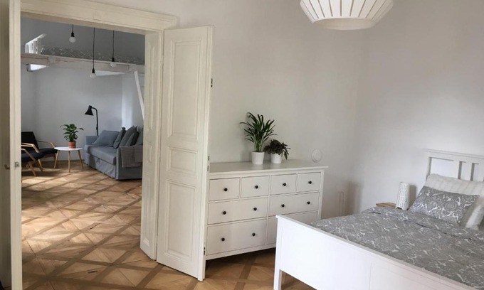 Mala Strana Apartment | Stylish apartment 5 mins from the Charles Bridge