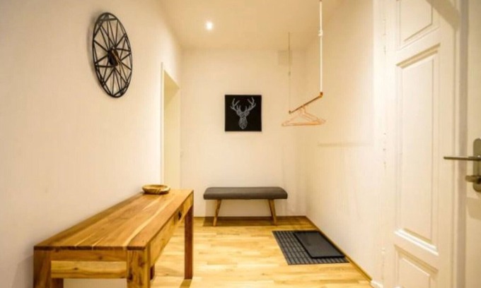 Zentrum-Ost Apartment | *Stylish apartment at the Main Station/2 BR/4-6 Pers.*