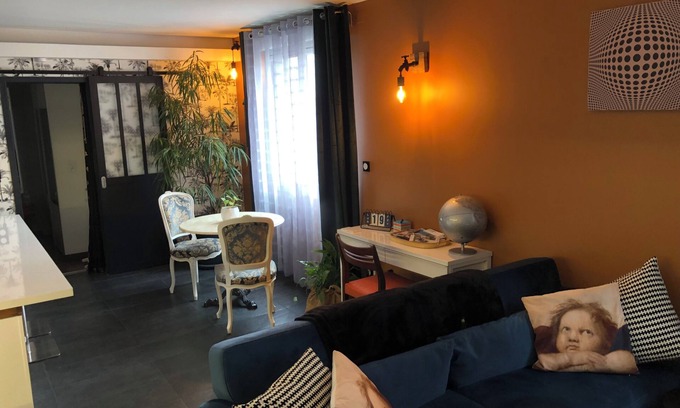 Bayonne Apartment | Stylish apartment with terrace 50 m from the arena