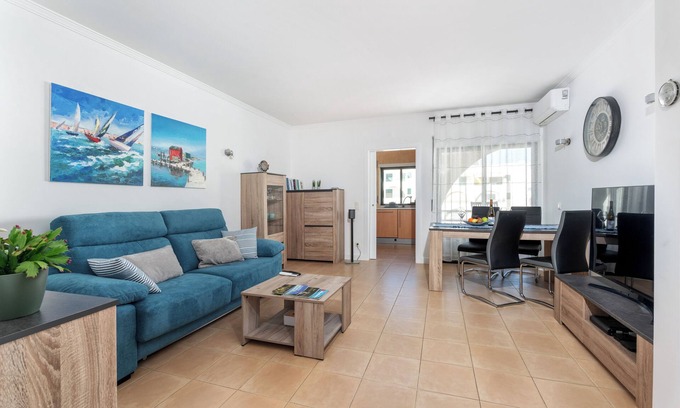 Vale de Parra Apartment | Stylish Apartments Near Beach and Lush Nature 600 m away from the ocean
