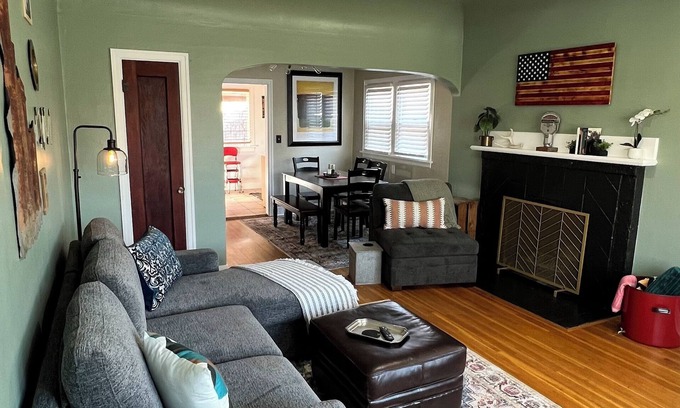 Lewiston House | Stylish Bungalow in historic Normal Hill