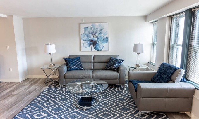 Playhouse Square Apartment | Stylish Chic Downtown Apartment