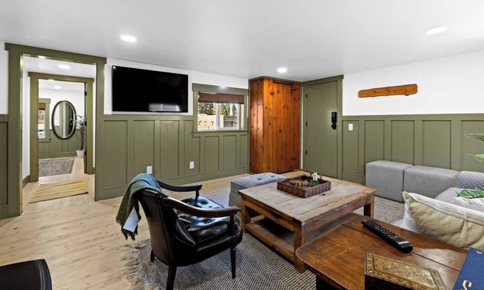 McCall House | Stylish Downtown McCall Cottage