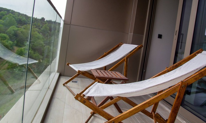 Maslak Condo | Stylish Flat in Maslak w/Forest view