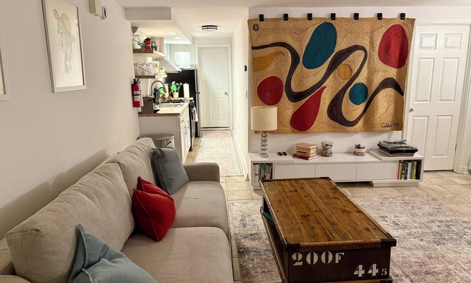 Historic Downtown Apartment | Stylish Jersey City 1BR w/Fast NYC Commute & Family-Friendly Vibe