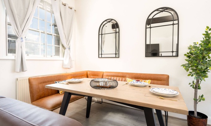 RopeWalks Apartment | Stylish Prime Location city centre Apartment
