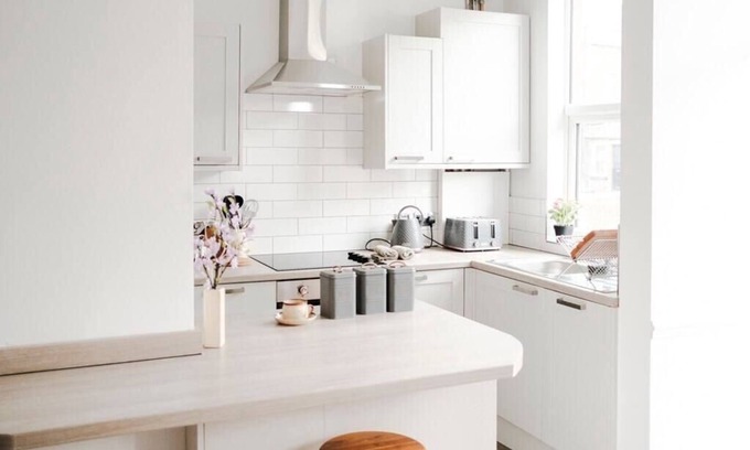 Headingley Apartment | Stylish Renovated Home Near Headingley and Park