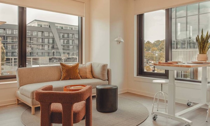 Old Fourth Ward Hotel | Stylish Retreat in Atlanta—Ideal for Weekend Escapes or BeltLine Adventures