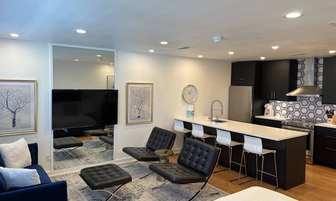 Seagrove Beach Apartment | Stylish Seagrove Studio on 30a- 2-Minute Walk to the Beach!