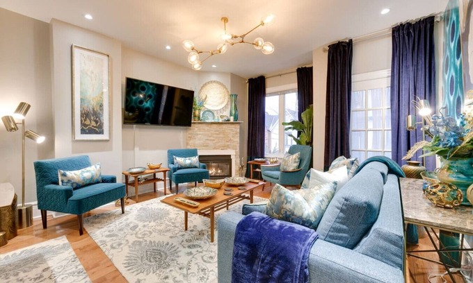 Little Italy Hotel | Stylish Stays - Glam 3BR - Parking