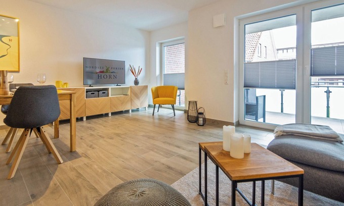 Westeraccumersiel Apartment | Stylish upper apartment Küstenkrabbe in Dornumersiel