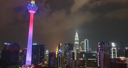 Golden Triangle Apartment | Suasana Bukit Ceylon by Goldcrests Global