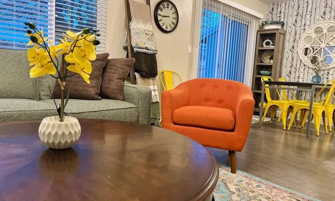 Southeastern Sacramento House | Sublime Sac Shack