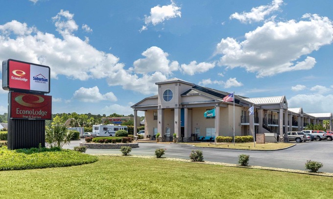 Red Hill Hotel | Suburban Studios at the University