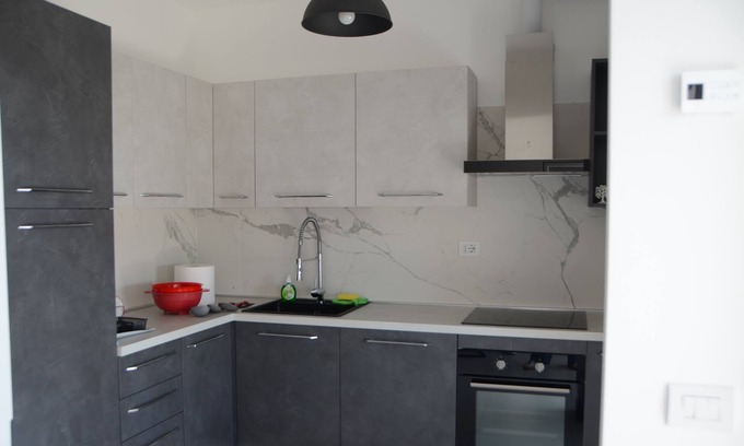 Pomezia Apartment | Suite 35 between Rome and the sea