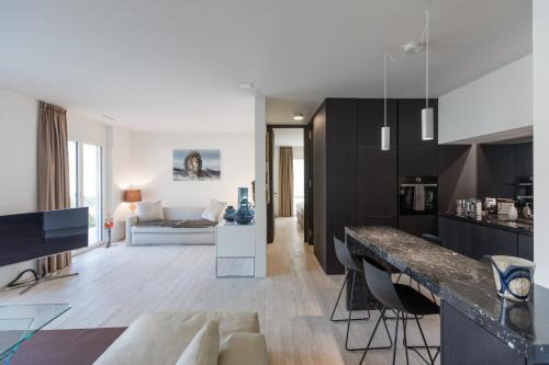 Locarno Apartment | Suite Appartement 713