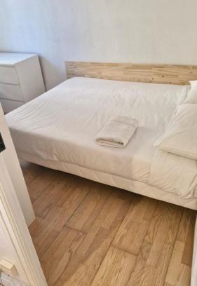 Saint-Helier Apartment | Suite Etonnant Voyageur - Gare&TNB à 100 m - 4 personnes