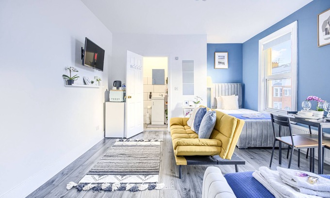 Hackney Central Apartment | Suite-Family-Ensuite-9