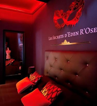 Limoges Apartment | Suite Love Room Les Secrets d'Eden Rose- escapade romantique à 2