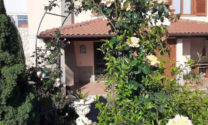 Velletri Villa | Suite Matrimoniale in Villa Zona Panoramica