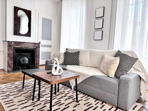 Oullins Apartment | Suite Merengue - Check in h24 - Wifi