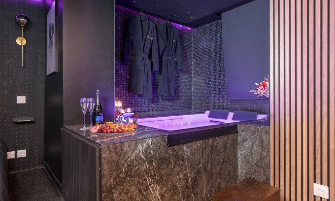 Lalande-Grand Selve Apartment | Suite Romantique Avec Jacuzzi Privatif