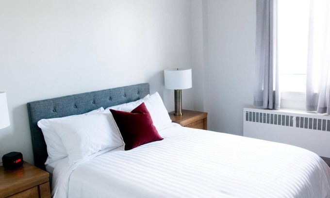 Rouyn-Noranda Apartment | Suite with closed bedroom on rue Gamble Ouest (Le Central)