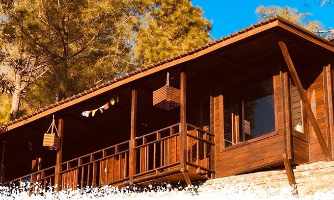 Jakh Hotel | Sukoon, Bhatrojkhan (Near Ranikhet)