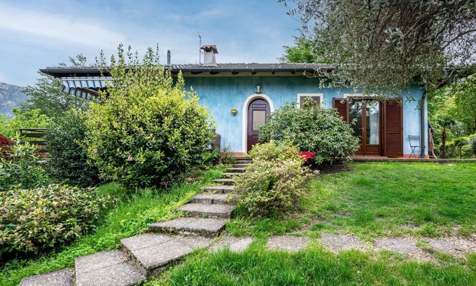 Casale Corte Cerro House | Sulle Colline Casalesi by Interhome