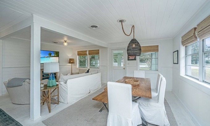 Sullivan's Island House | Sullivans Retreat Amazing Views on Conch Creek, Pet Friendly 30 Night Min.