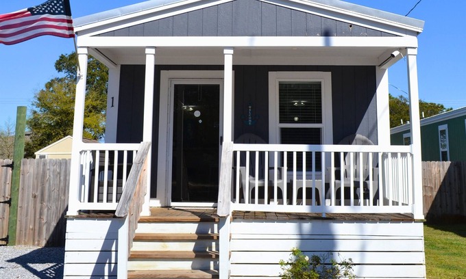 Navarre Cottage | Sum Beaches Paradise Cottage 1