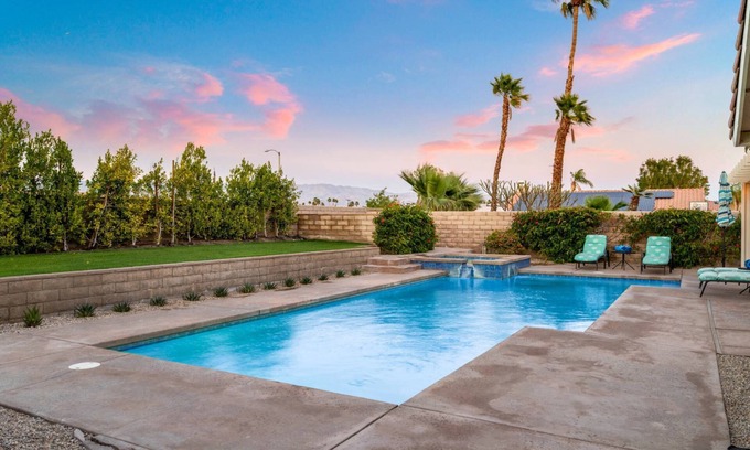 Indian Wells House | Summer Escape: Save 25% Now!