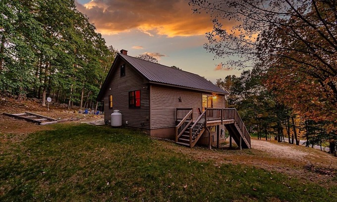 Hartford House | Summer fun in Oxford Hills – Dog Friendly!